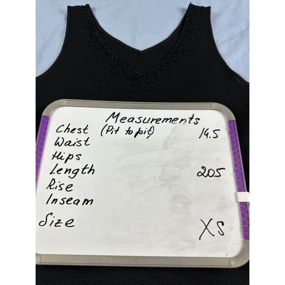 Strawberry Field Women's Embellished V-Neck Tank Top Black Size XS Knit Comfy - Picture 4 of 7